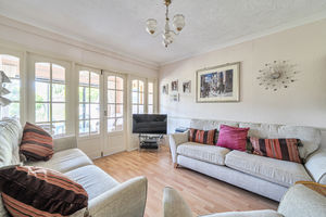 Lounge- click for photo gallery